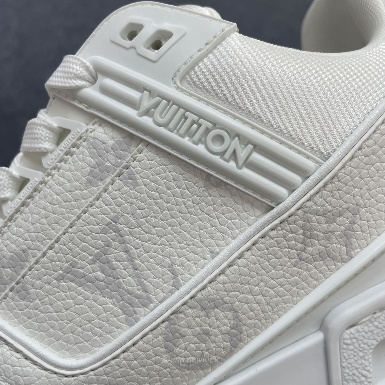 Louis Vuitton White Monochrome Louis Vuitton Lv Trainer White Black (10) - www.newkick.vip
